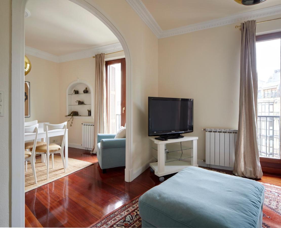 Zinema - Basque Stay Сан-Себастьян Экстерьер фото
